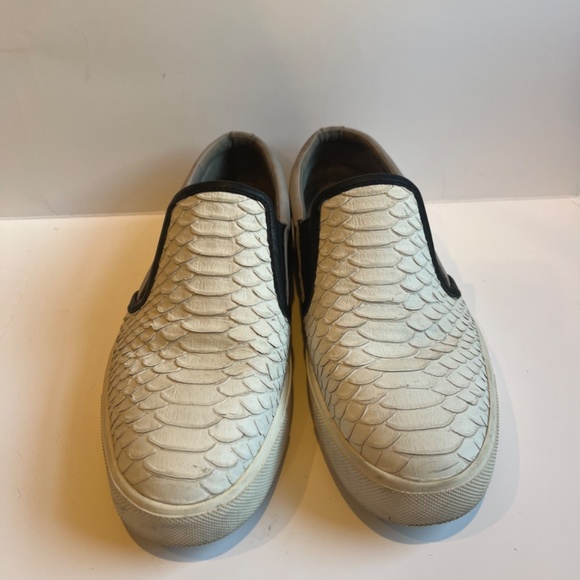 Vince Slip On Python‎ Leather Embossed Sneakers - Picture 3 of 11